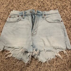 Abercrombie Light Wash Denim Shorts - Curve Love- The Cutoff Short High Rise 28